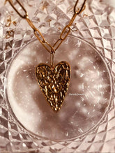 Charger l'image dans la galerie, Sautoir Isil - Collier cœur grand format, tendance et élégant