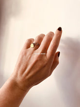 Charger l'image dans la galerie, Duo de bagues chaînettes initiales Oscar et Roma - Bagues personnalisables