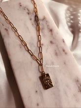 Charger l'image dans la galerie, Sautoir Arda – Collier pendentif plaque œil et lune, style mystique et tendance