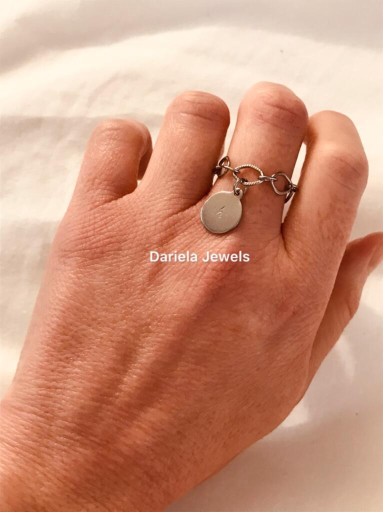Bague chaînette initiale Oscar -  personnalisable estampée à la main