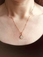 Charger l'image dans la galerie, Collier trèfle Maleny
