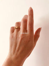 Charger l&#39;image dans la galerie, Bague en acier inoxydable Rosia
