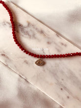 Charger l&#39;image dans la galerie, Collier en perles de verre Nihal
